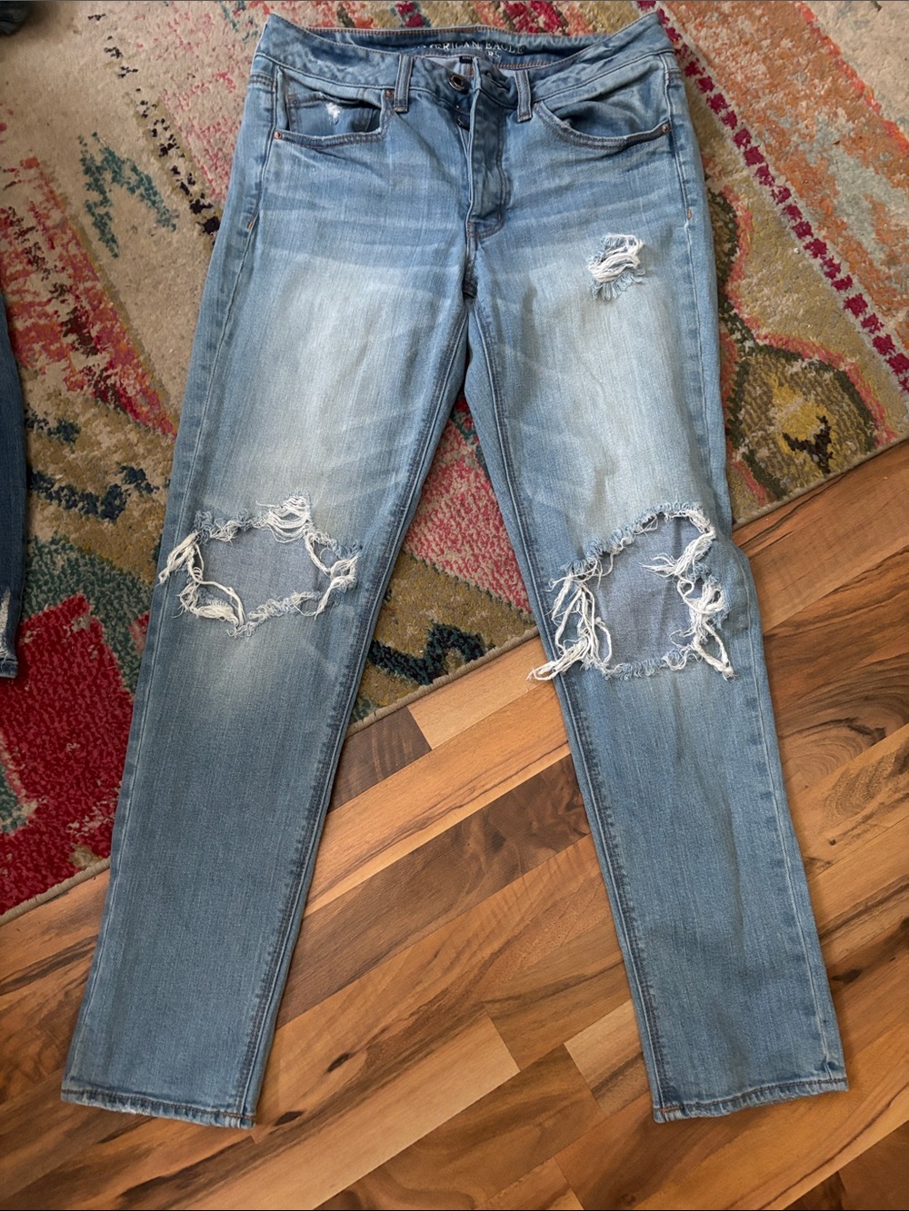 American Eagle Outfitters Light Blue Distressed Skinny Jeans